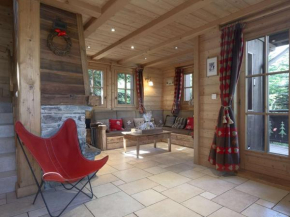 Chalet de Luxe 131m² Courchevel 1650 - 10 Pers., 5 Chambres, Proche Pistes et Centre, Spa, Parking - FR-1-631-147